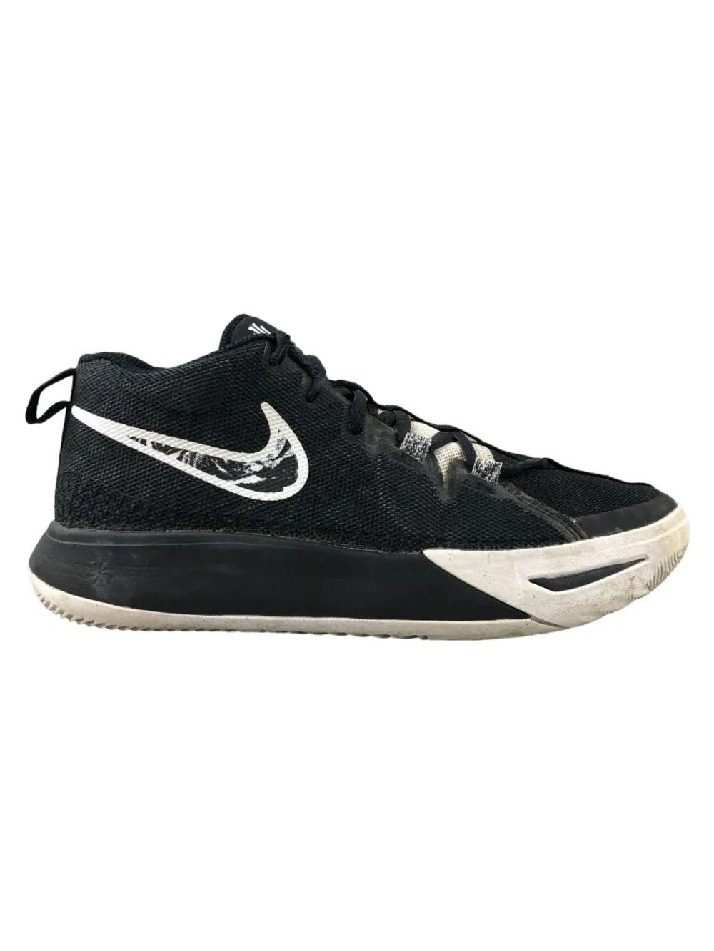 Nike Boys Size 6Y Kyrie Irving Flytrap 6 Black White Basketball Shoes DQ8094-009